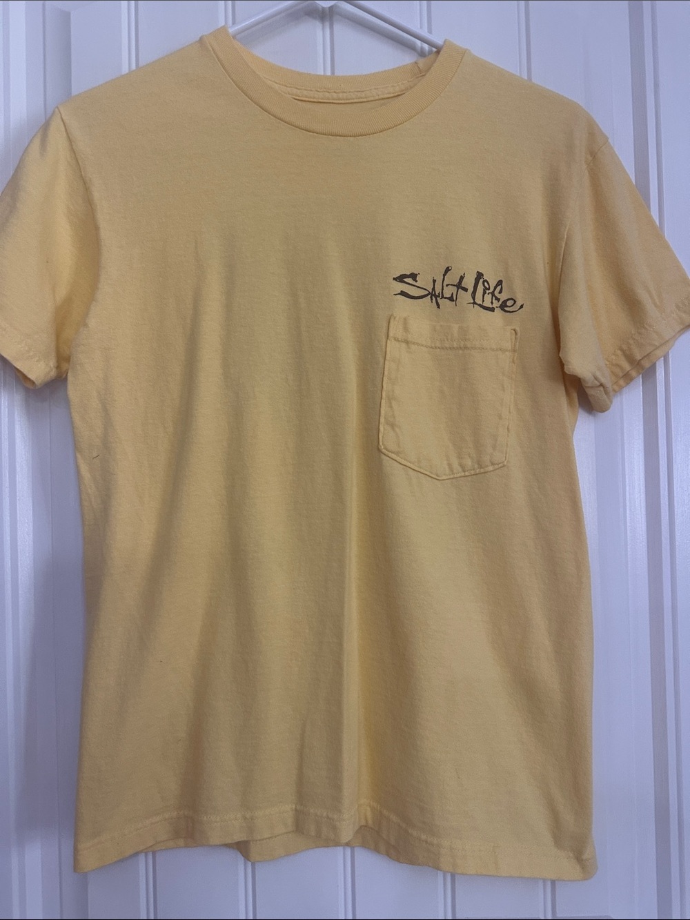 Salt Life Pale Yellow Pocket Tee with back Logo size small